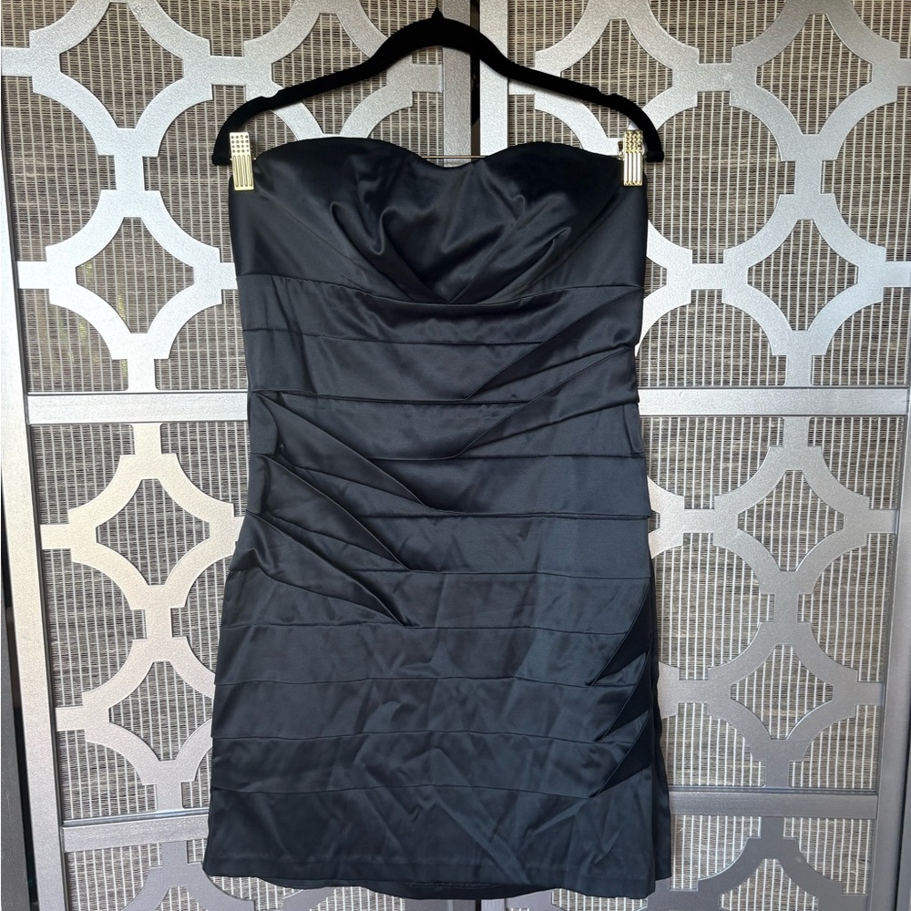 NWT BCX Gray Ruched Strapless Bodycon Dress